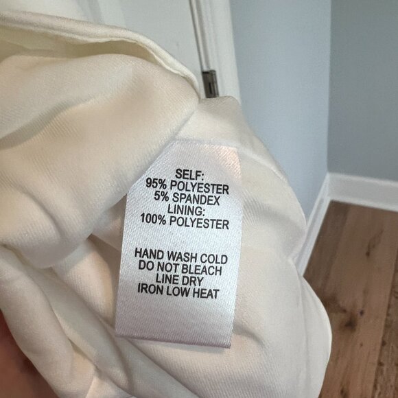 Lulu's Play on Curves Ivory Backless Dress NWT - Picture 10 of 14